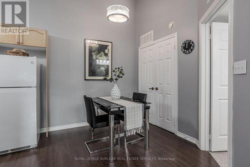 404 - 4015 Kilmer Drive, Burlington, ON - Indoor Photo Showing Dining Room