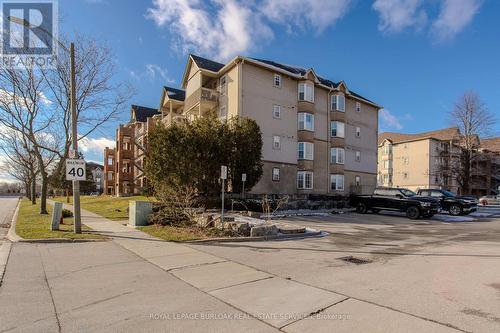 404 - 4015 Kilmer Drive, Burlington, ON - Outdoor