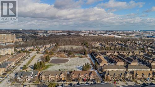 404 - 4015 Kilmer Drive, Burlington, ON - Outdoor With View