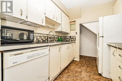 186 - 24C Forester Crescent, Ottawa, ON - Indoor Photo Showing Kitchen