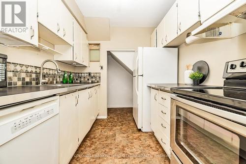 186 - 24C Forester Crescent, Ottawa, ON - Indoor Photo Showing Kitchen