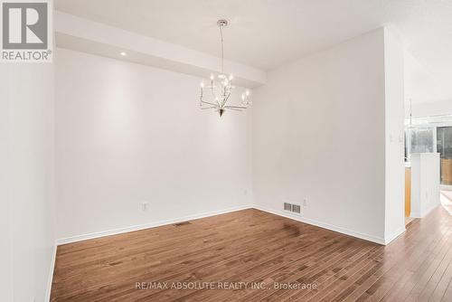 728 Nakina Way, Ottawa, ON - Indoor Photo Showing Other Room