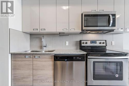 504 - 308 Lester Street, Waterloo, ON - Indoor Photo Showing Kitchen With Stainless Steel Kitchen With Double Sink With Upgraded Kitchen