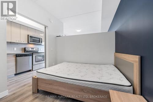 504 - 308 Lester Street, Waterloo, ON - Indoor Photo Showing Kitchen With Stainless Steel Kitchen