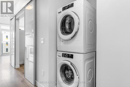 504 - 308 Lester Street, Waterloo, ON - Indoor Photo Showing Laundry Room