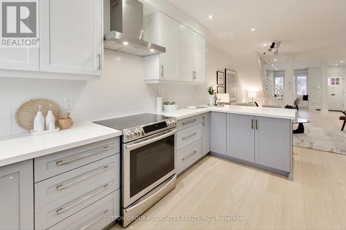 32 Appleton Avenue, Toronto, ON - Indoor Photo Showing Kitchen With Upgraded Kitchen