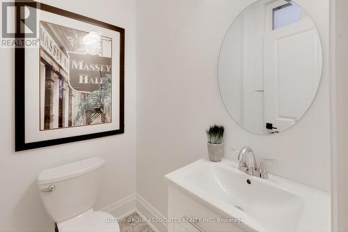 32 Appleton Avenue, Toronto, ON - Indoor Photo Showing Bathroom