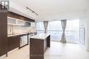 819 - 386 Yonge Street, Toronto, ON  - Indoor Photo Showing Kitchen With Stainless Steel Kitchen 