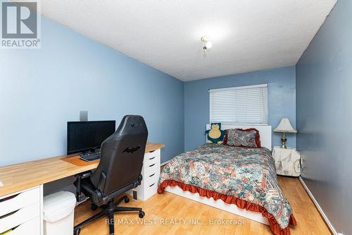 29 - 50 Blackwell Avenue N, Toronto, ON - Indoor Photo Showing Bedroom