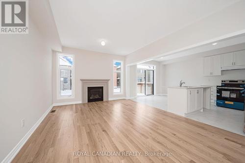 1327 Davis Loop, Innisfil, ON - Indoor Photo Showing Living Room With Fireplace