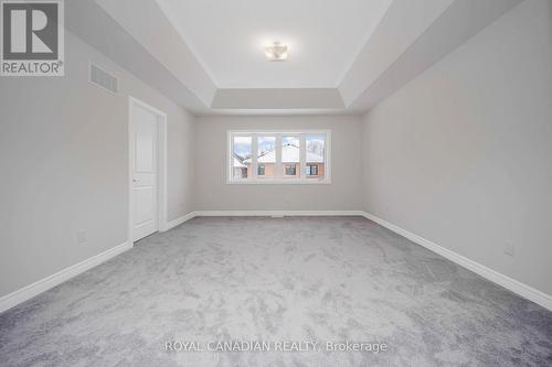 1327 Davis Loop, Innisfil, ON - Indoor Photo Showing Other Room