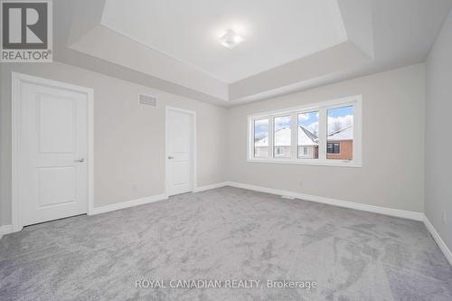 1327 Davis Loop, Innisfil, ON - Indoor Photo Showing Other Room