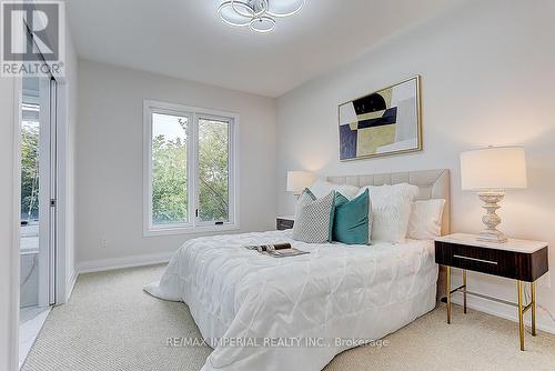 27 Mcgurran Lane, Richmond Hill, ON - Indoor Photo Showing Bedroom