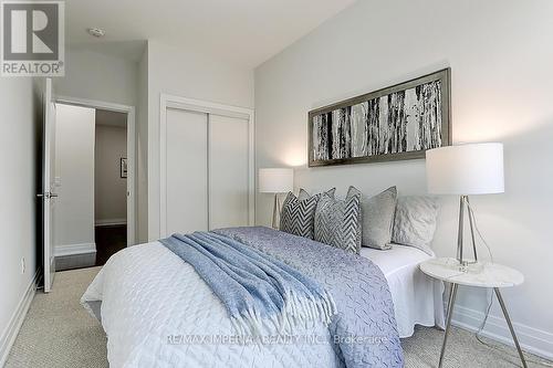 27 Mcgurran Lane, Richmond Hill, ON - Indoor Photo Showing Bedroom