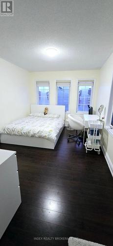 19 Garibaldi Drive, Brampton, ON - Indoor Photo Showing Bedroom