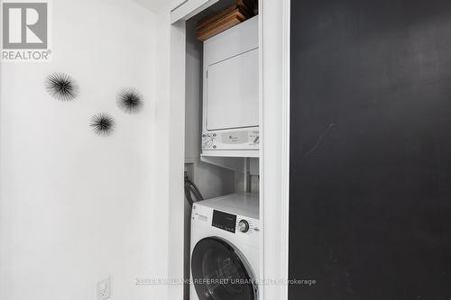 28 - 760 Lawrence Avenue W, Toronto, ON - Indoor Photo Showing Laundry Room