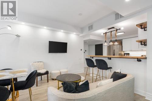 28 - 760 Lawrence Avenue W, Toronto, ON - Indoor Photo Showing Dining Room