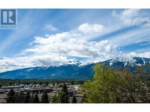 129 Maple Street, Revelstoke, BC - Outdoor With View