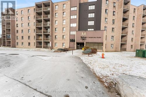 411 - 17 Eldon Hall Place, Kingston (Central City West), ON - Outdoor With Balcony With Facade