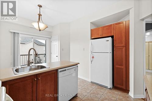 8 - 190 Rustic Hills Crescent, Ottawa, ON - Indoor Photo Showing Kitchen