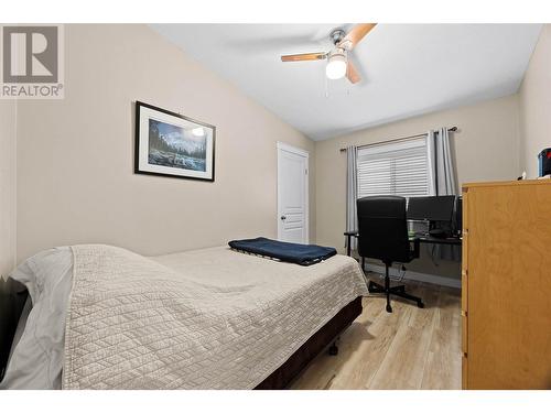 7805 Dallas Drive Unit# 50, Kamloops, BC - Indoor Photo Showing Bedroom