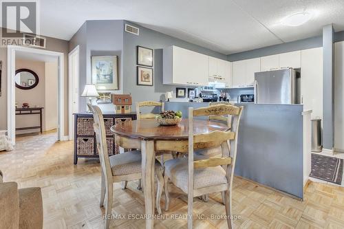 213 - 2030 Cleaver Avenue, Burlington, ON - Indoor Photo Showing Dining Room