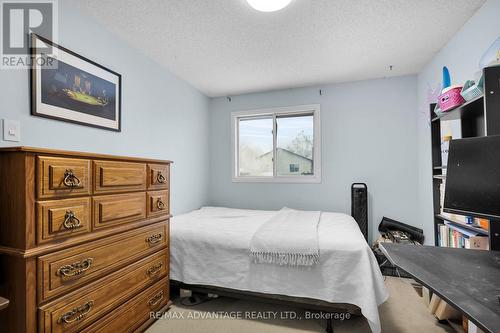 75 Blanchard Crescent, London, ON - Indoor Photo Showing Bedroom