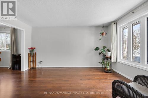 75 Blanchard Crescent, London, ON - Indoor Photo Showing Other Room