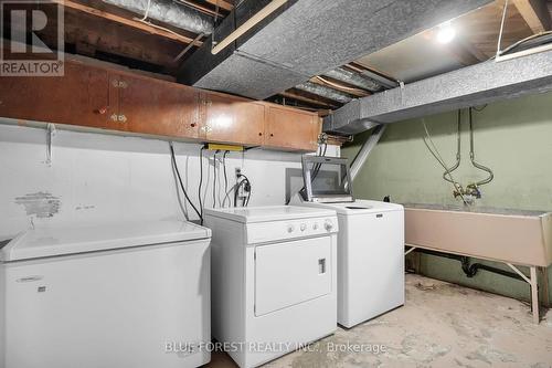 103 Selkirk Street, London, ON - Indoor Photo Showing Laundry Room