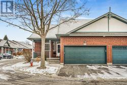 25 BRIARDALE CRESCENT N  Ottawa, ON K2E 1C3