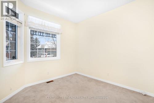 25 Briardale Crescent N, Ottawa, ON - Indoor Photo Showing Other Room