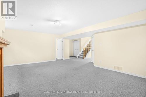 25 Briardale Crescent N, Ottawa, ON - Indoor Photo Showing Other Room