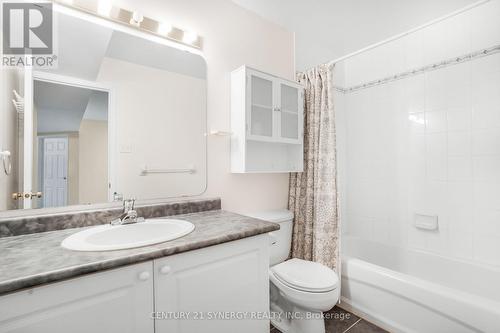 25 Briardale Crescent N, Ottawa, ON - Indoor Photo Showing Bathroom