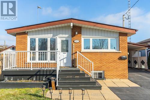 307 Farewell Street, Oshawa, ON - Outdoor With Deck Patio Veranda