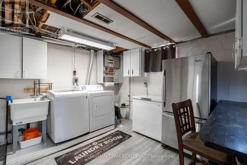 307 Farewell Street, Oshawa, ON - Indoor Photo Showing Laundry Room