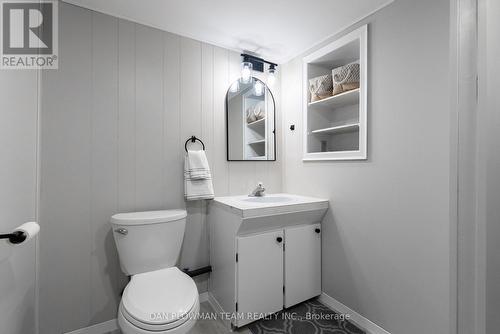 307 Farewell Street, Oshawa, ON - Indoor Photo Showing Bathroom