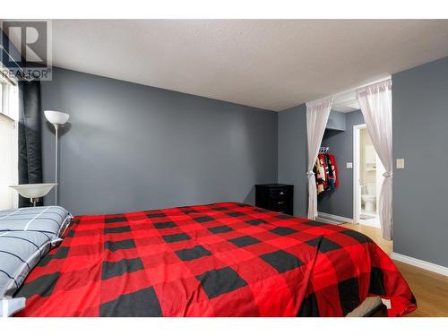 3172 Webber Road, West Kelowna, BC - Indoor Photo Showing Bedroom