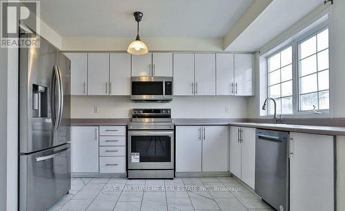 39 - 39 Spadina Road, Brampton, ON - Indoor Photo Showing Kitchen With Stainless Steel Kitchen