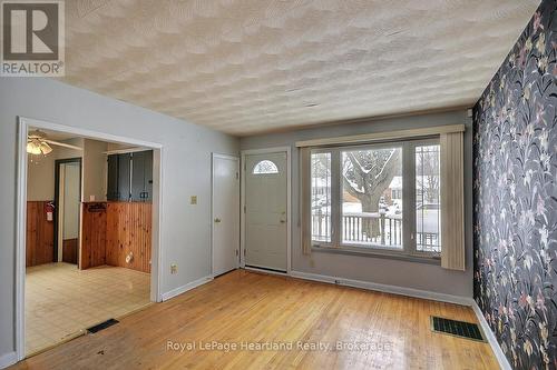 47 Arthur Street, Stratford, ON - Indoor Photo Showing Other Room