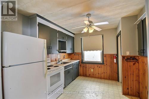 47 Arthur Street, Stratford, ON - Indoor Photo Showing Kitchen