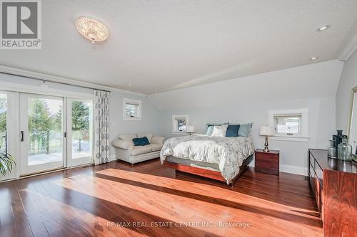 59 Menno Street, Waterloo, ON - Indoor Photo Showing Bedroom