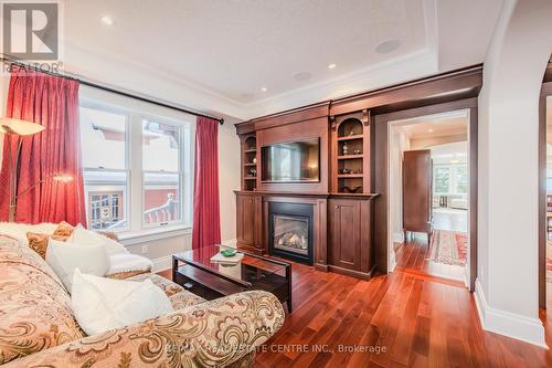 59 Menno Street, Waterloo, ON - Indoor Photo Showing Living Room With Fireplace