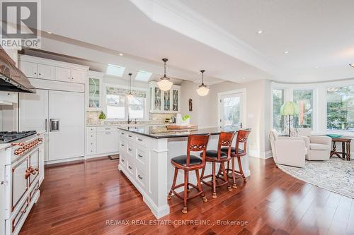 59 Menno Street, Waterloo, ON - Indoor Photo Showing Kitchen With Upgraded Kitchen