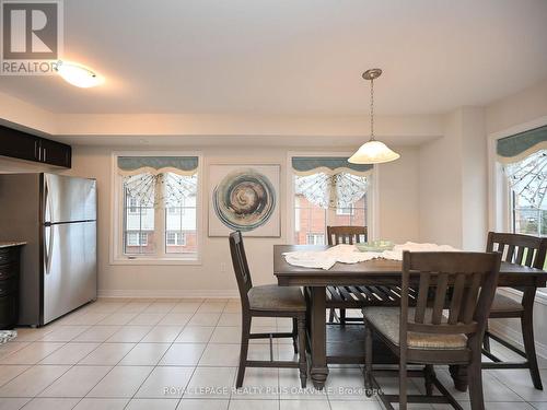 90 - 2280 Baronwood Drive, Oakville, ON - Indoor Photo Showing Dining Room