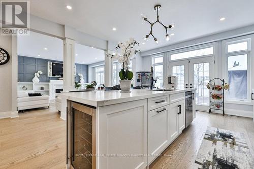 287 Cloverleaf Drive, Hamilton, ON - Indoor Photo Showing Kitchen