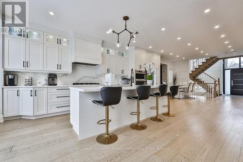 287 Cloverleaf Drive, Hamilton, ON - Indoor Photo Showing Kitchen With Upgraded Kitchen