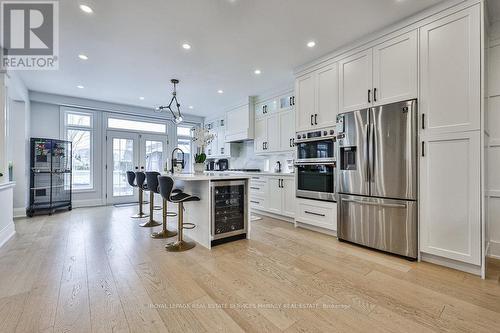 287 Cloverleaf Drive, Hamilton, ON - Indoor Photo Showing Kitchen With Stainless Steel Kitchen With Upgraded Kitchen