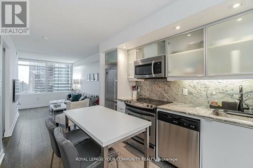 4803 - 25 Telegram Mews, Toronto, ON - Indoor Photo Showing Kitchen