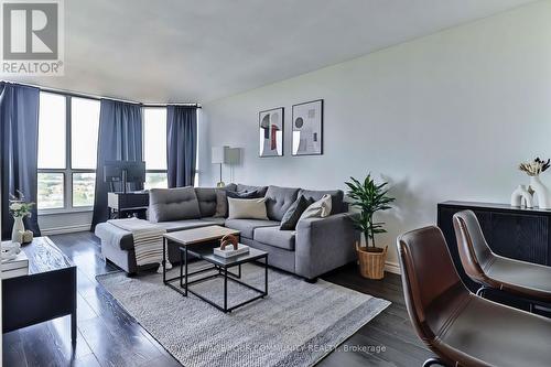 2309 - 2285 Lake Shore Boulevard W, Toronto, ON - Indoor Photo Showing Living Room