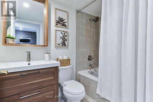 2309 - 2285 Lake Shore Boulevard W, Toronto, ON - Indoor Photo Showing Bathroom